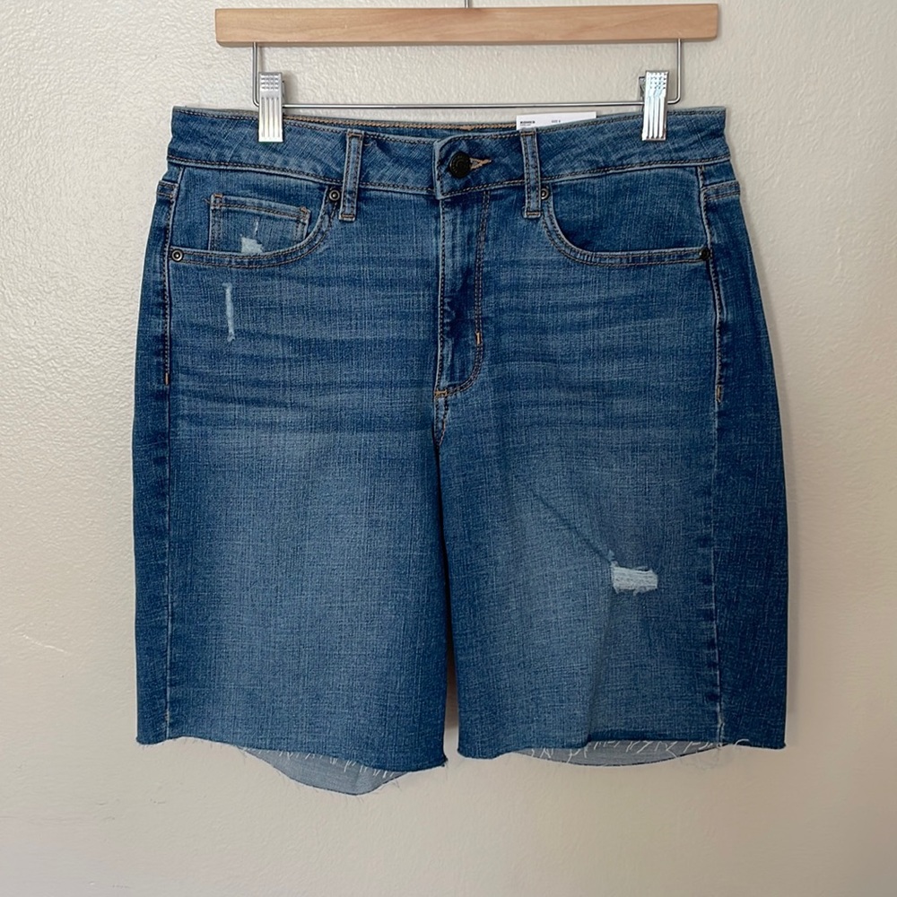 NWT Sonoma Bermuda Jean Shorts. Size 6